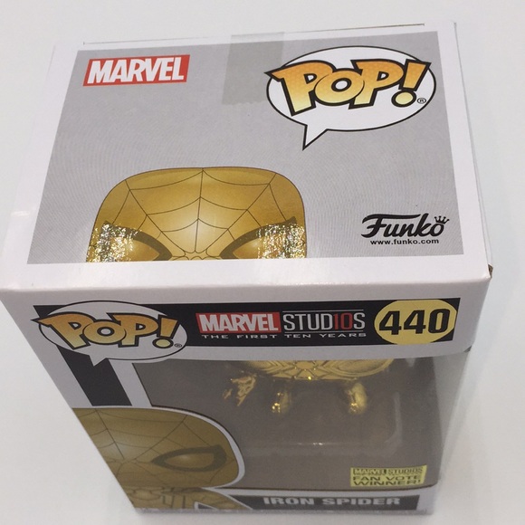 Marvel Iron Spider 440 Funko Pop Bobble Head Metallic Gold Marvel Studio… - Picture 9 of 13